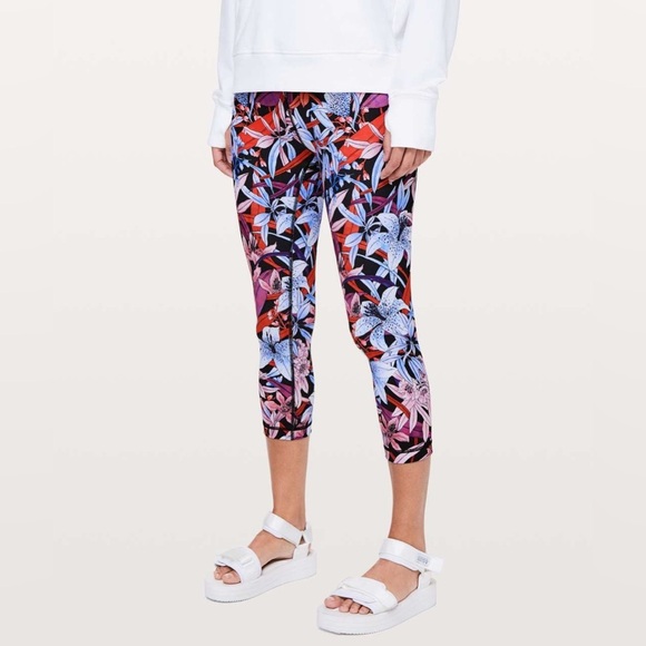 Lululemon Wunder Under Hi-Rise Crop Leggings Lush Lillies Size 6 - Picture 2 of 8